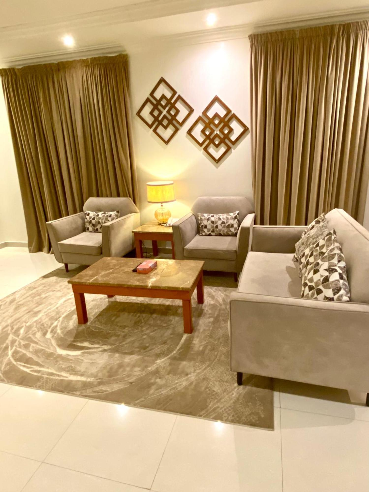 Al Joon Hotel Ar Riyad Esterno foto