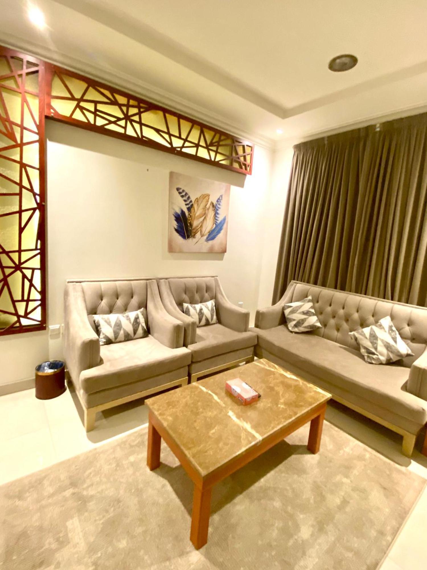 Al Joon Hotel Ar Riyad Esterno foto
